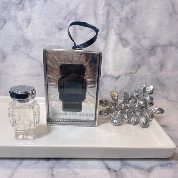 Paco Rabanne Phantom in Xmass Ornament Box, NEW - Mini 0.16 oz. 5 ml. - Picture 4 of 12